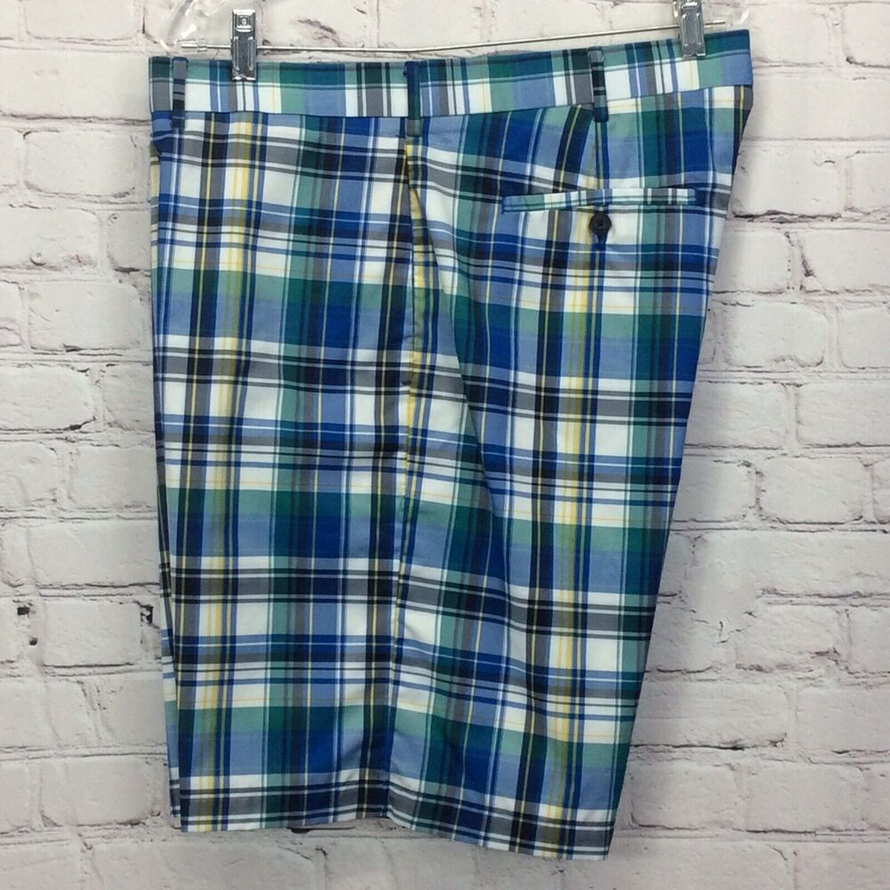 Ben Hogan Golf Shorts Men's Size 38 Blue Multicolor Plaid Chino Flat Front Sport